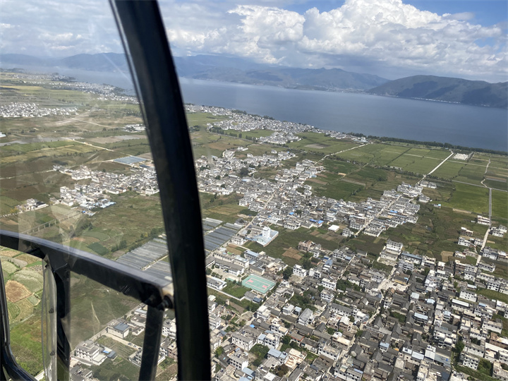 麗江戶外運動推薦：麗江直升機空中游覽，麗江駝峰航空俱樂部推出的小眾刺激的團建項目之一