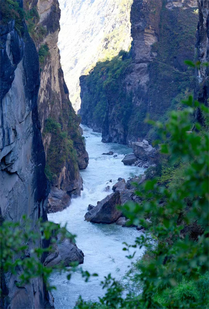 麗江旅行社：虎跳峽最佳徒步季節(jié)到了國家地理強(qiáng)烈推 薦